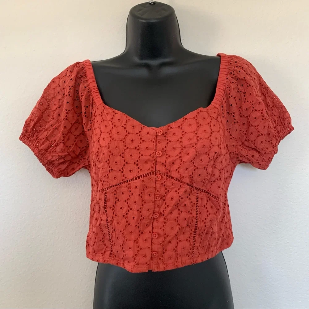 Lucky Brand Red Eyelet Button Front Peasant Puff Sleeve Shirt Tandori Spice - Picture 5 of 12